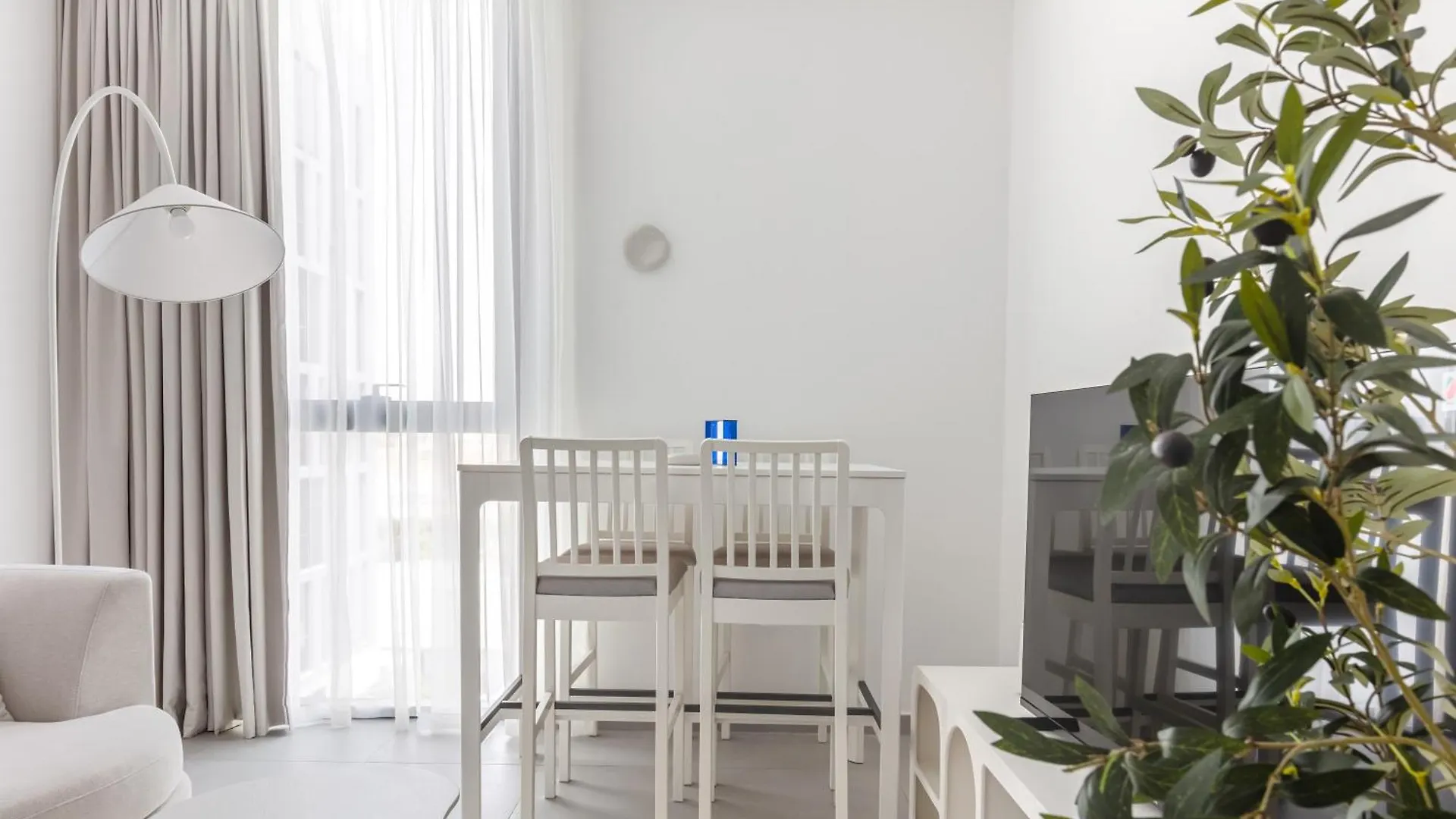 شقة Sahab - Urban Living 1Br By Ha الشارقة